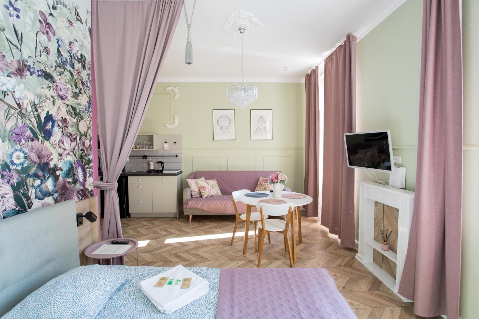 Raphael Apartment *